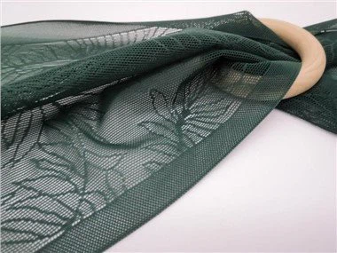 Ravni čipkasti obrub