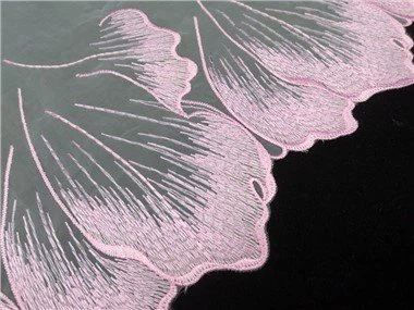 Čipka za kućni tekstil